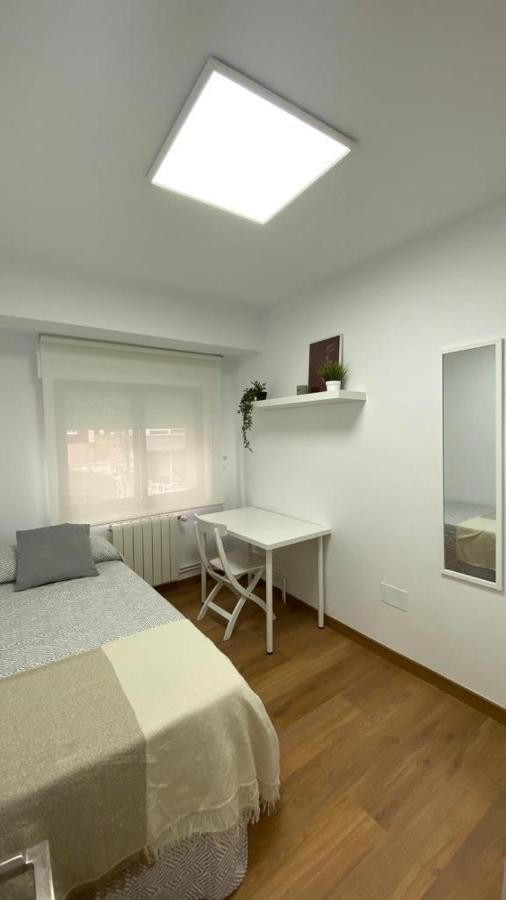 דירות Piso Nuevo Bien Situado En סנטנדר מראה חיצוני תמונה